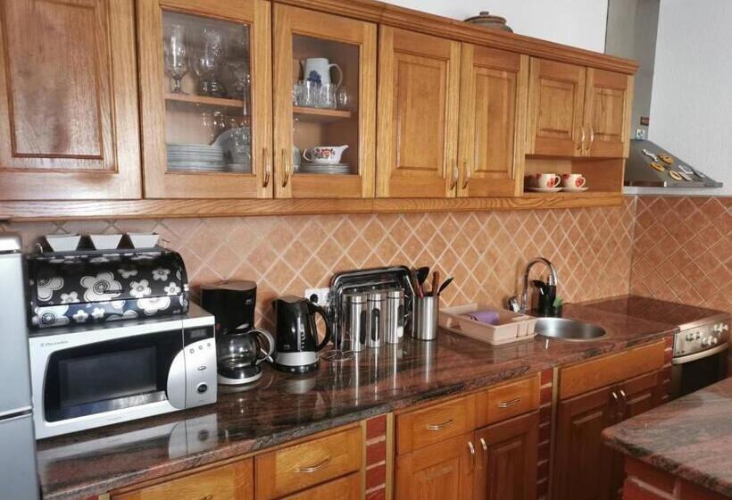 پانسیون House Leyla