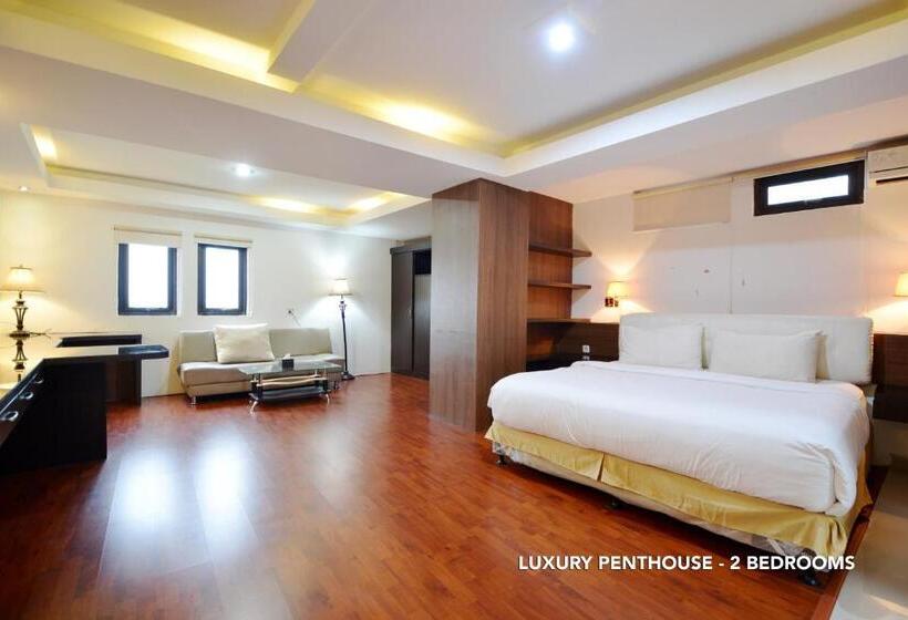 פנסיון Kasira Residence