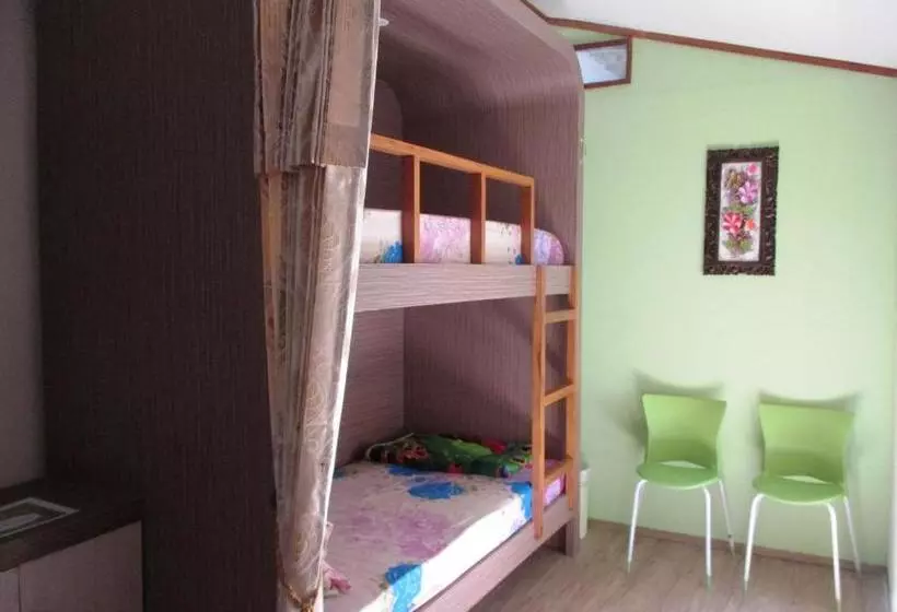 Majatalo Mjr Ticketing Guest House