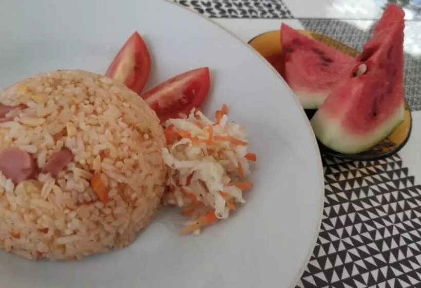 Majatalo Mjr Ticketing Guest House