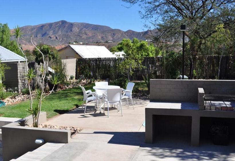 膳宿费 The Calitz