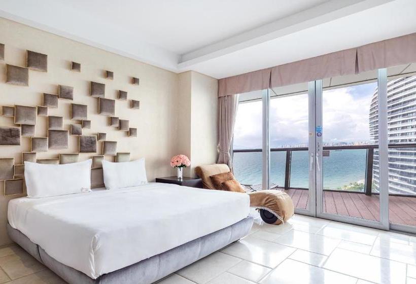 Sanya Phoenix Island Yuejia Flat