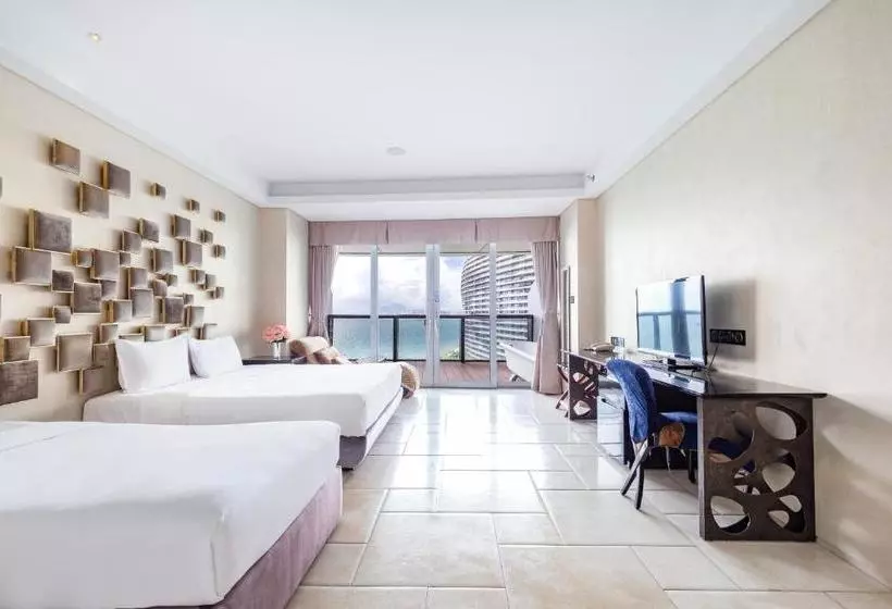 Sanya Phoenix Island Yuejia Flat
