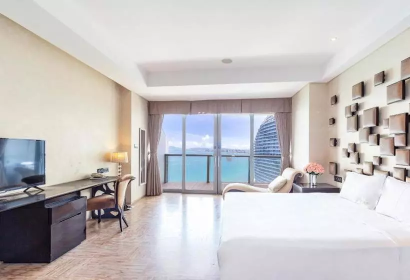 Sanya Phoenix Island Yuejia Flat
