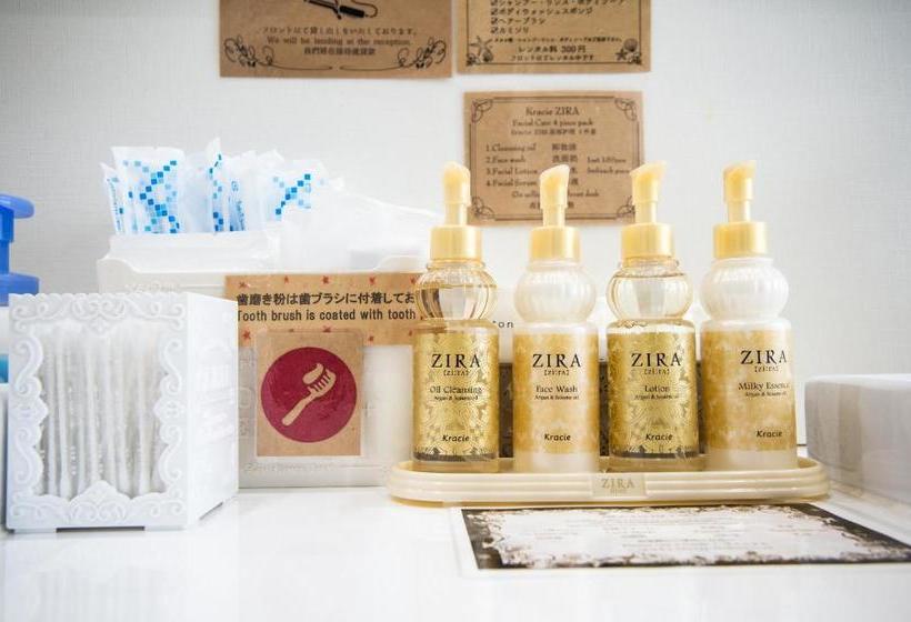 هتل کپسول Capusule Hotel Hakodate