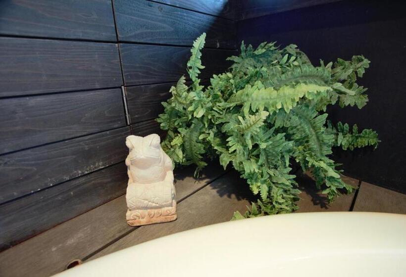 בית מלון כפרי Lala Resort