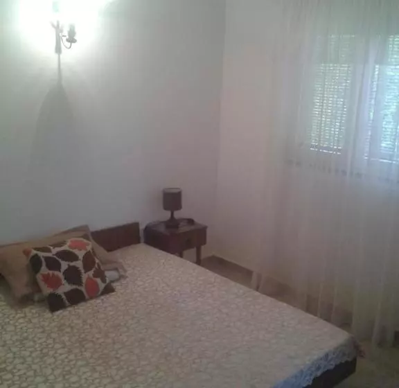 پانسیون Guesthouse Lautasevic
