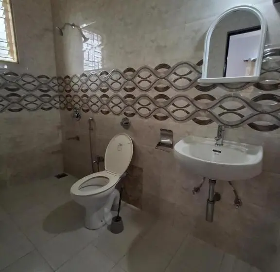 Majatalo Lobo S Guesthouse