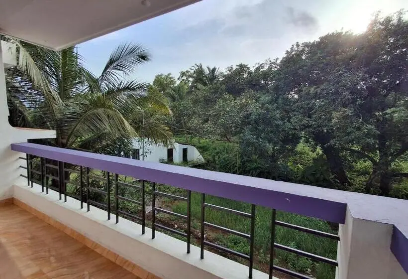 Majatalo Lobo S Guesthouse