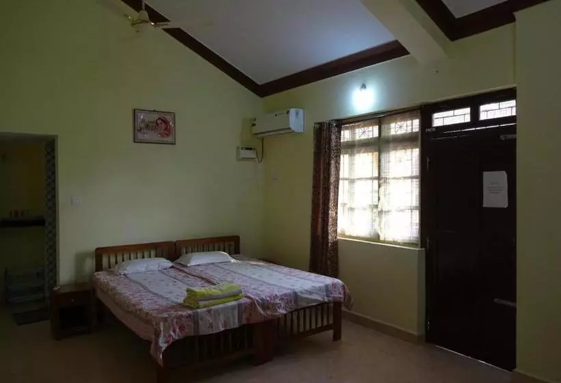 Majatalo Lobo S Guesthouse