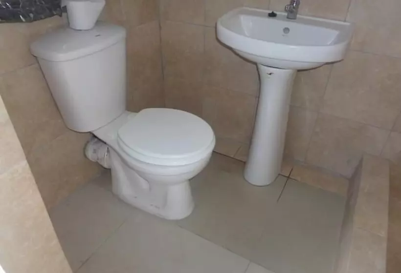 پانسیون Tshedza Guest House