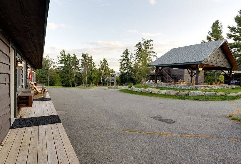 Общежитие Cobble Mountain Lodge