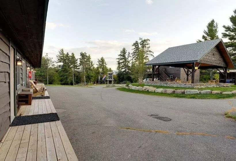 ユースホステル Cobble Mountain Lodge