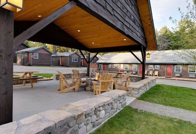 Общежитие Cobble Mountain Lodge