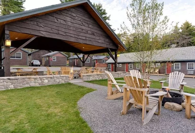 ユースホステル Cobble Mountain Lodge