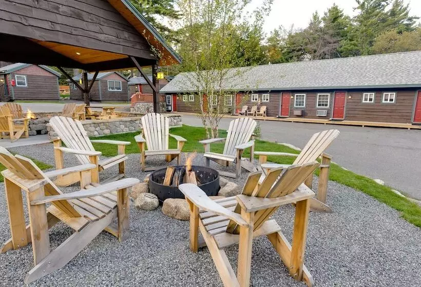 ユースホステル Cobble Mountain Lodge