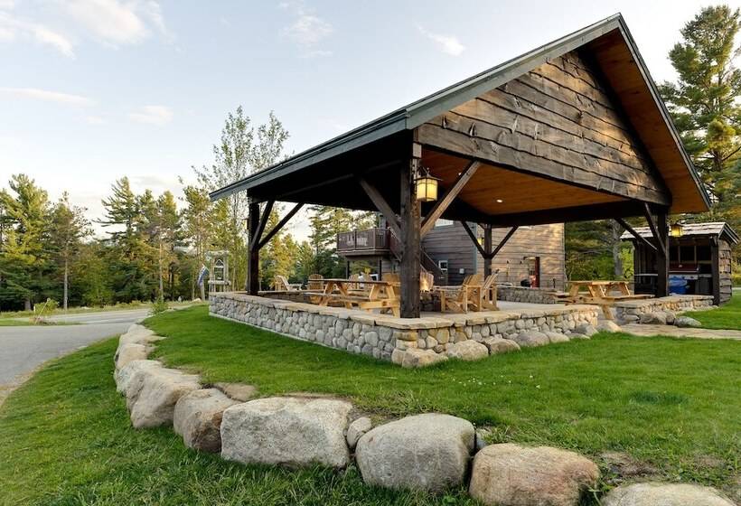 Общежитие Cobble Mountain Lodge