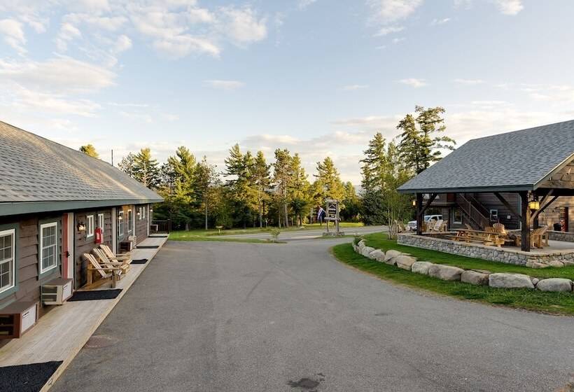 Общежитие Cobble Mountain Lodge