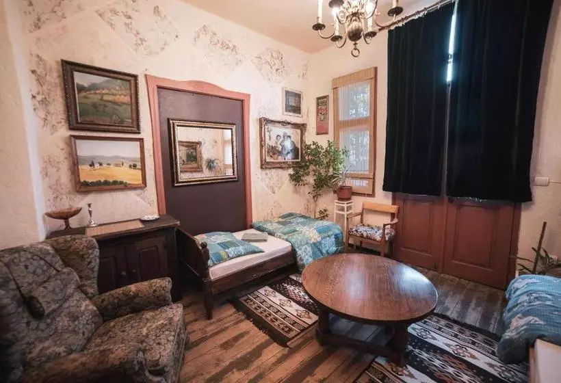 پانسیون Guest House Malkia Inter