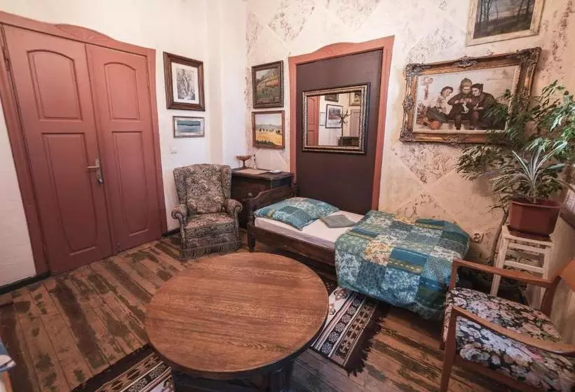 پانسیون Guest House Malkia Inter