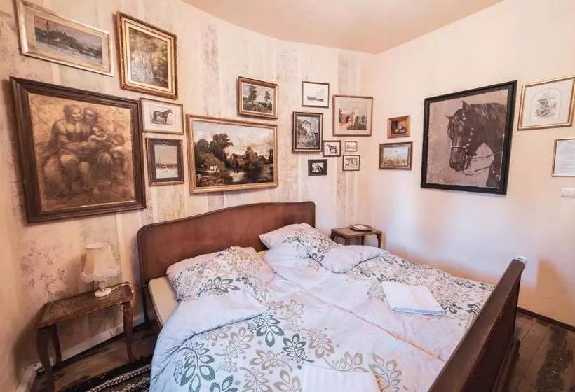 پانسیون Guest House Malkia Inter