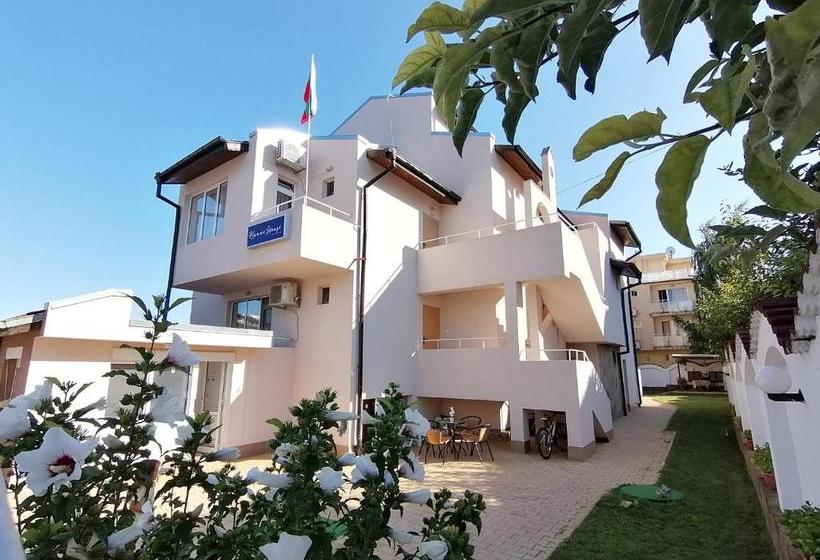 پانسیون Siana House