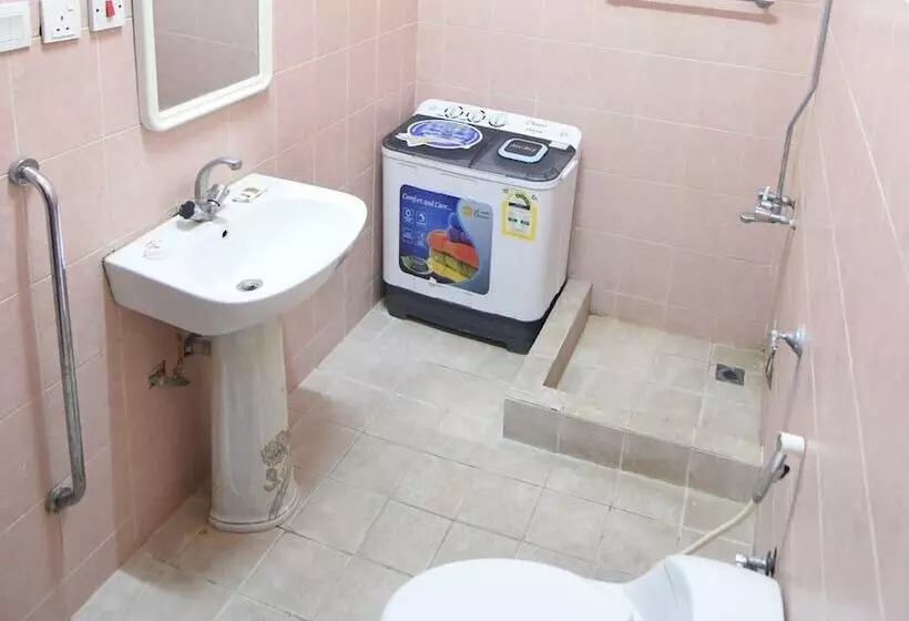 Al Eairy Furnished Apartments Hail 4