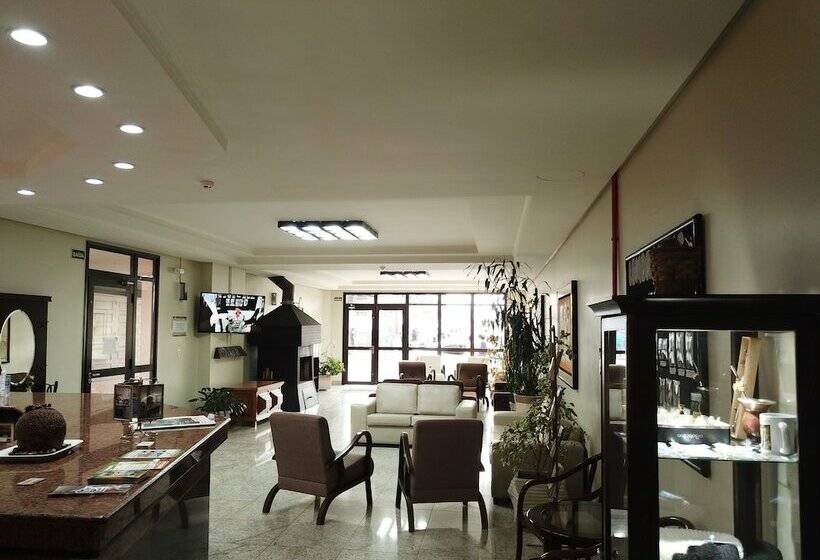 Center Hotel Cambará