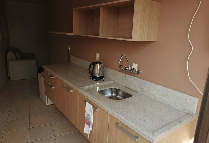 Center Hotel Cambará