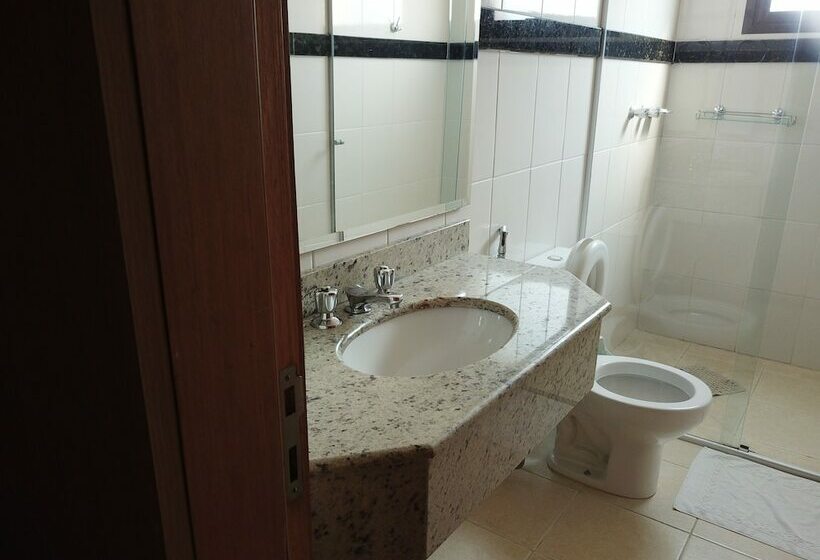 Center Hotel Cambará