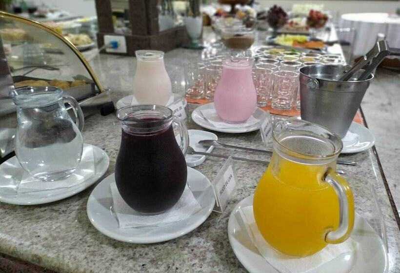 Center Hotel Cambará