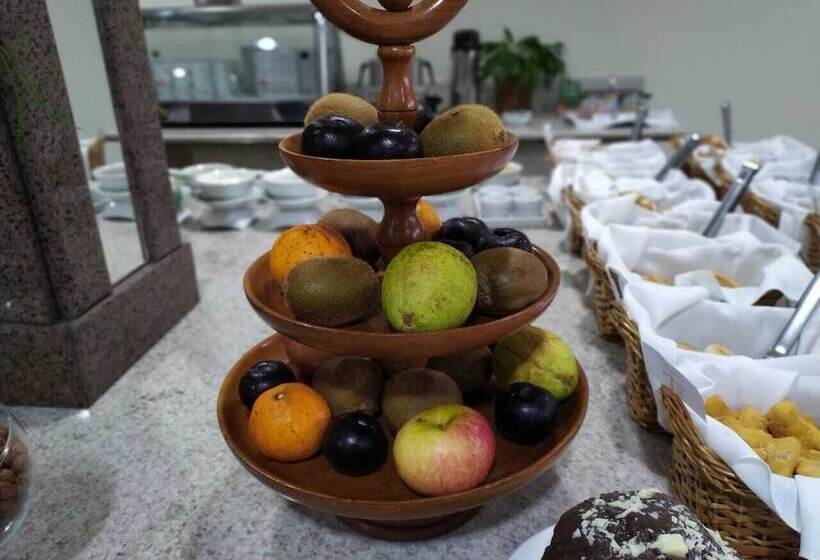 Center Hotel Cambará