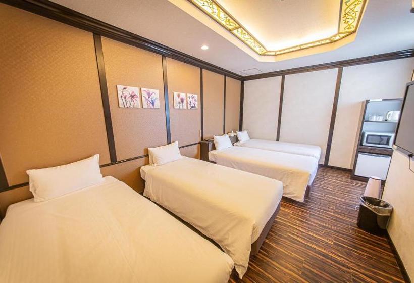 فندق Ginowan Crystal