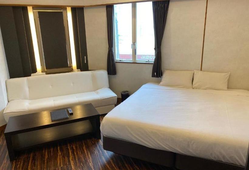 فندق Ginowan Crystal