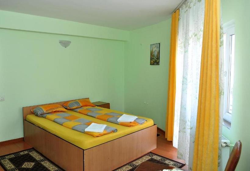 پانسیون Casa Otilia