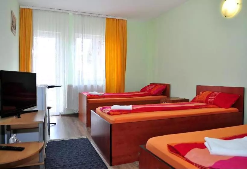 پانسیون Casa Otilia