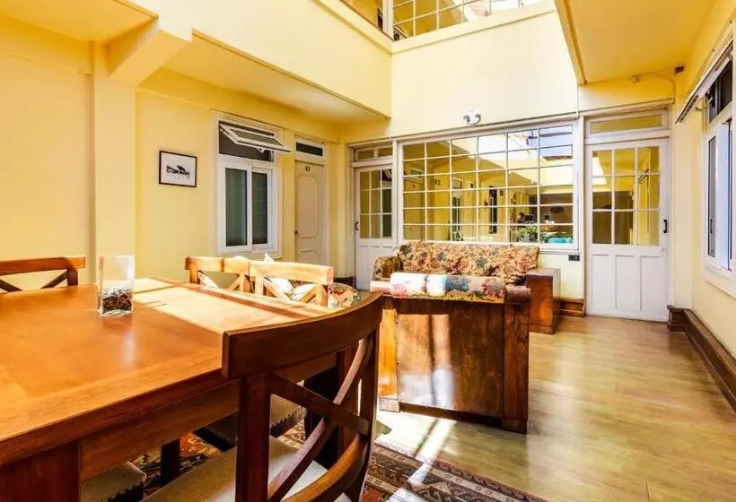 پانسیون Hostel Del Puerto