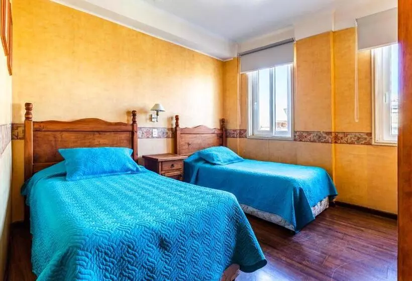 پانسیون Hostel Del Puerto