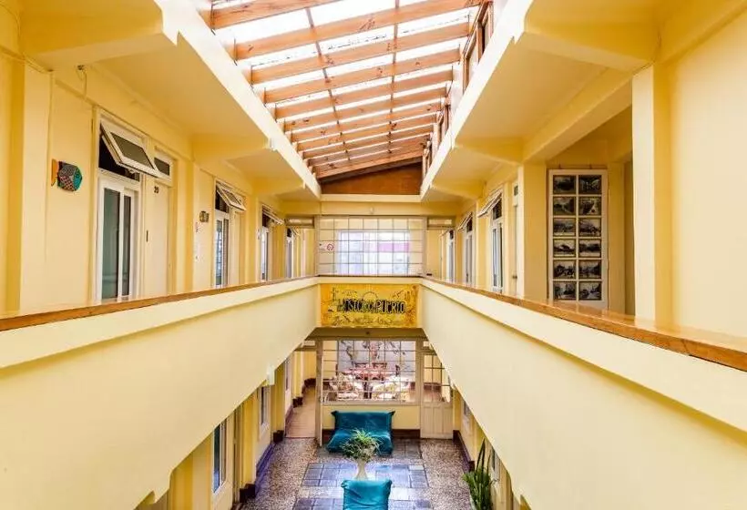 پانسیون Hostel Del Puerto