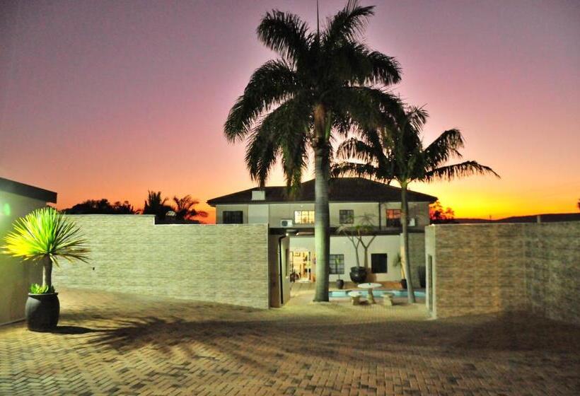 بنسيون Mi Casa Guest House