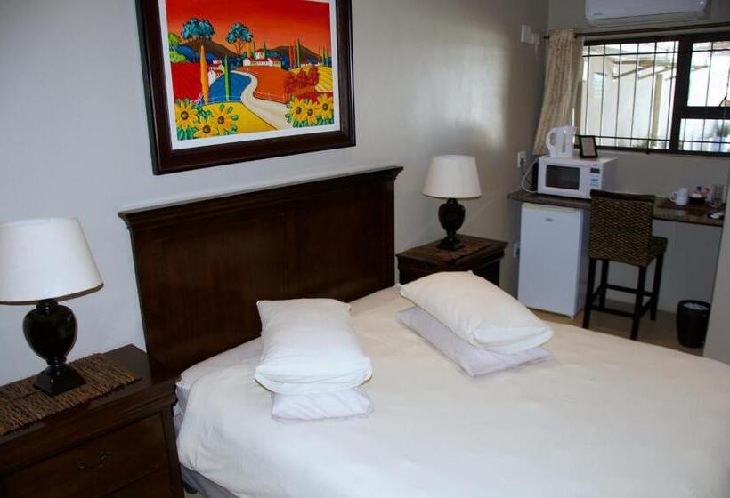 بنسيون Mi Casa Guest House