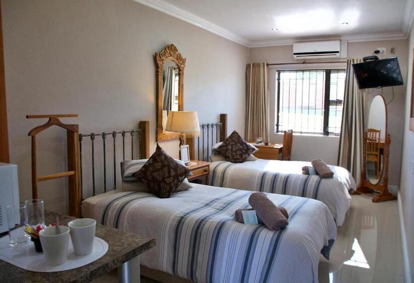 بنسيون Mi Casa Guest House