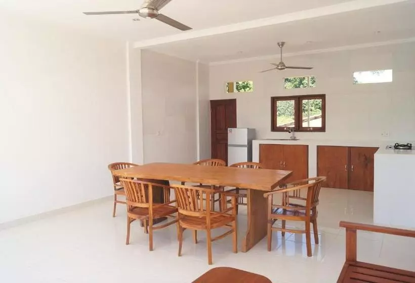 Majatalo Villa Mangga Beach