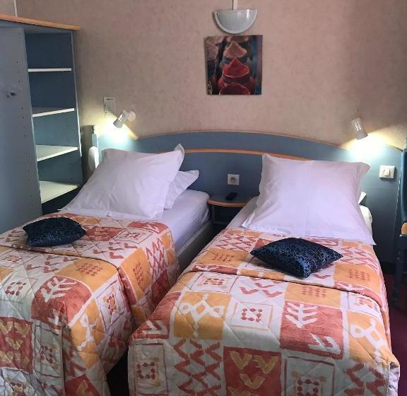 בית מלון כפרי Hôtel Du Commerce