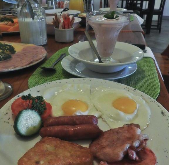 هتل Vastrap Guest Farm