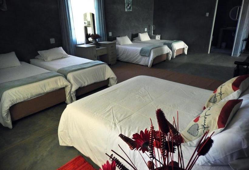 هتل Vastrap Guest Farm