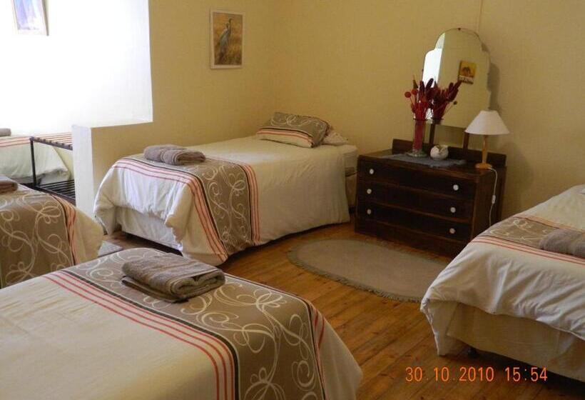 هتل Vastrap Guest Farm