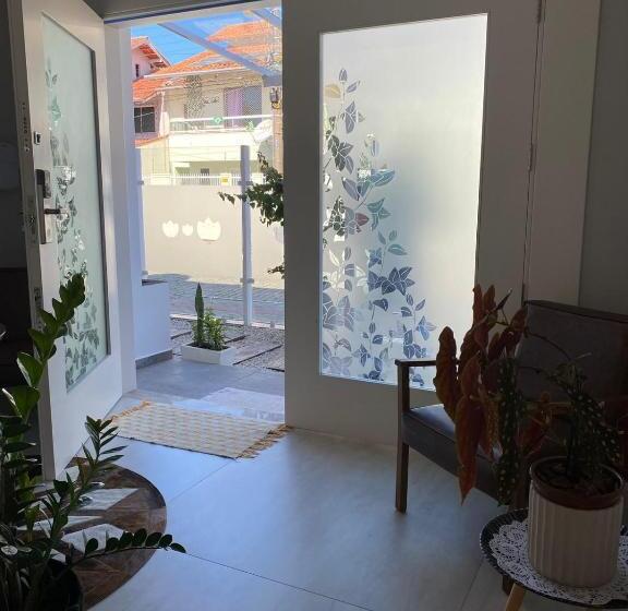 ペンション Bouganville Guest House Bc