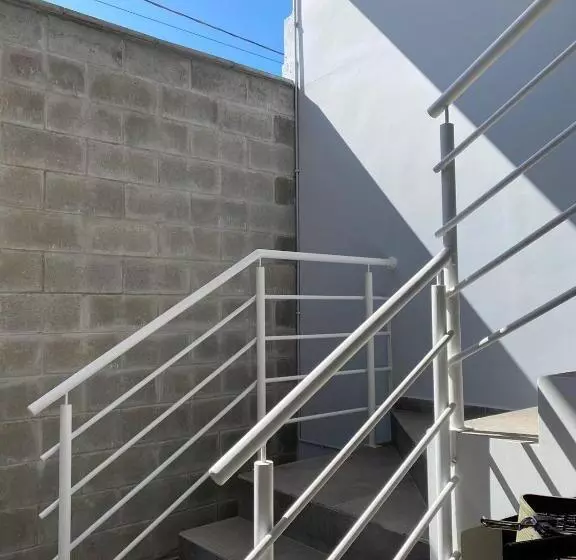 Majatalo Bouganville Guest House Bc