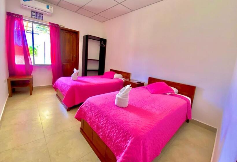 פנסיון Hostal Punta Arena